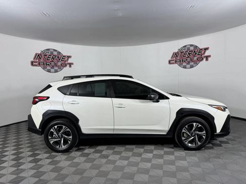 Used 2024 Subaru Crosstrek 2.0i Premium AWD/4WD image 8