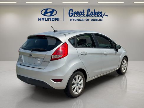 Used 2012 Ford Fiesta SE FWD image 5