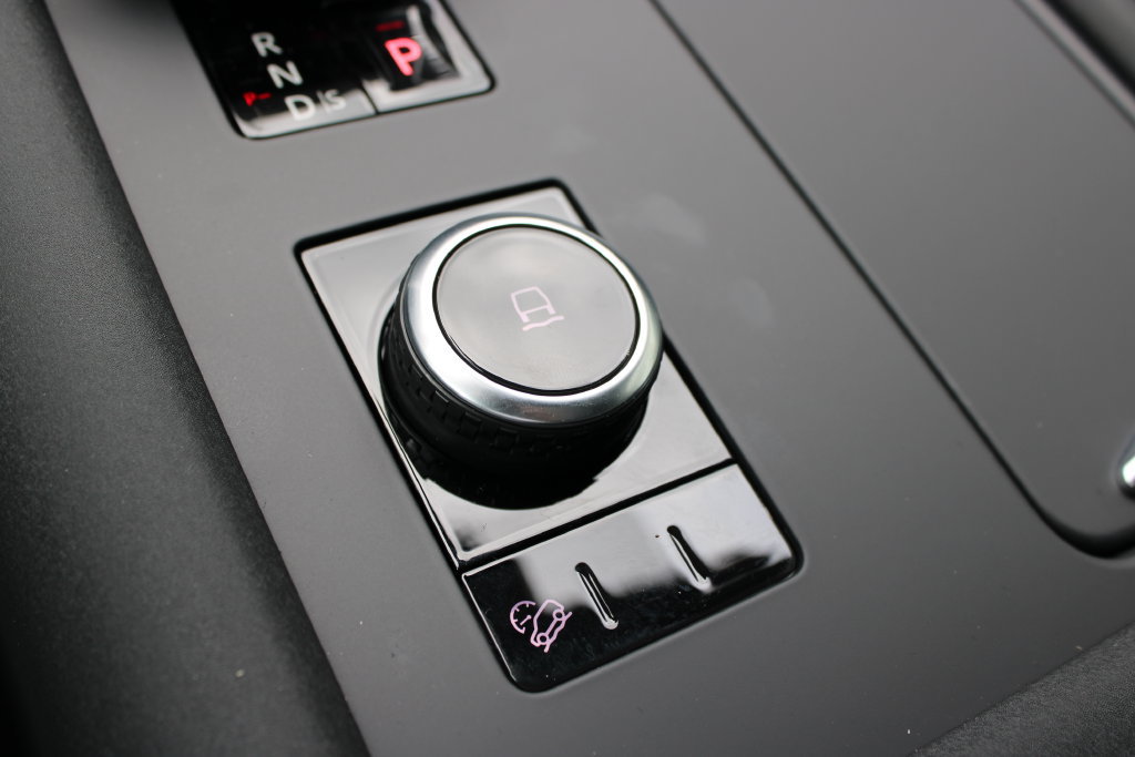 New 2026 Land Rover Discovery Dynamic SE AWD/4WD image 23