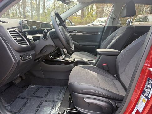 Certified 2025 Kia Seltos S image 16