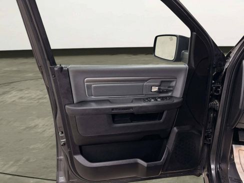 Used 2022 RAM 1500 Classic SLT w/ Protection Group AWD/4WD image 12