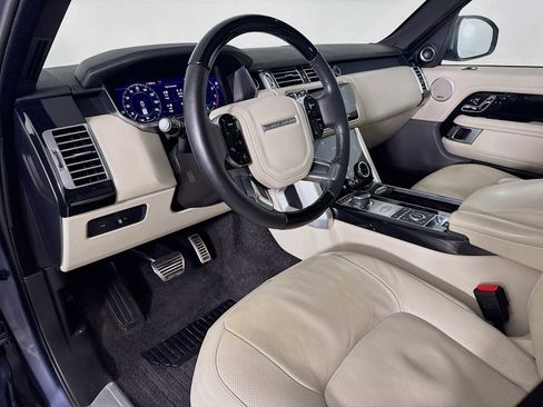 Used 2022 Land Rover Range Rover P525 Westminster Edition image 9