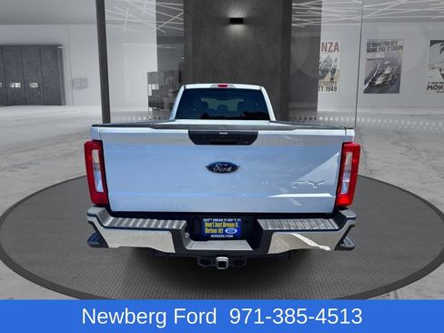 Used 2023 Ford F350 XLT w/ FX4 Off-Road Package AWD/4WD image 6