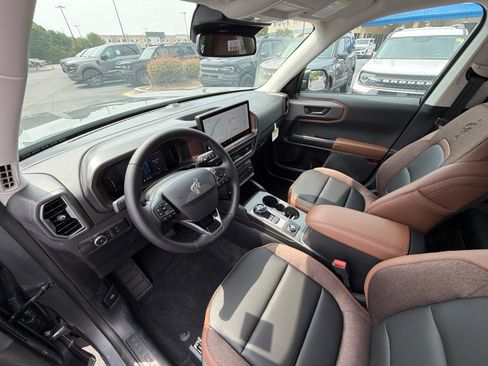 New 2026 Ford Bronco Sport Outer Banks w/ Outer Banks Tech Package+ AWD/4WD image 13