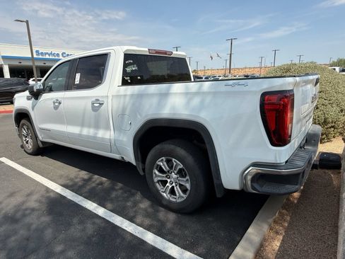 Used 2025 GMC Sierra 1500 SLT AWD/4WD image 3