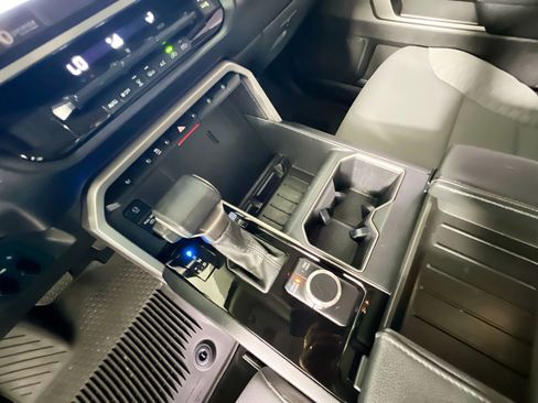 Used 2024 Toyota Tundra SR5 image 25