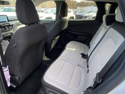 Used 2024 Ford Escape Active AWD/4WD image 30