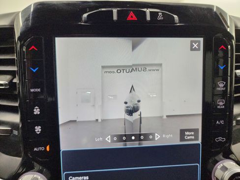 Used 2024 RAM 2500 Big Horn w/ Tech Package image 70