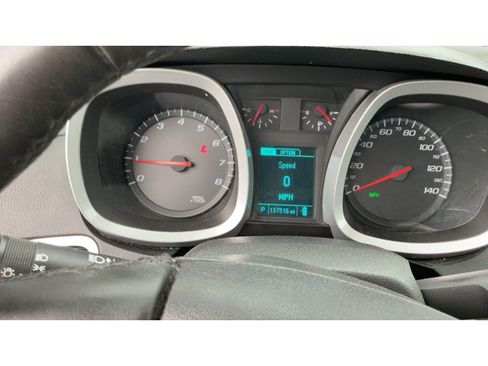 Used 2015 Chevrolet Equinox LT image 4