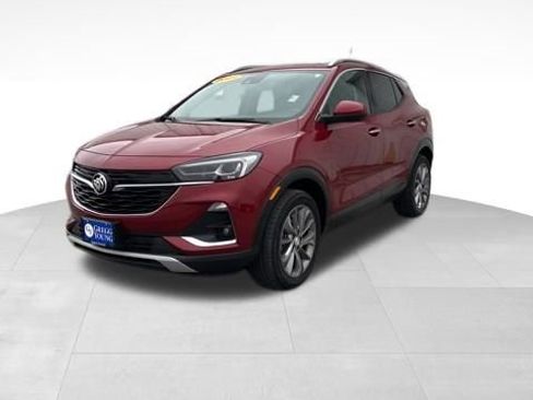 Used 2021 Buick Encore GX Essence w/ Experience Buick Package image 3