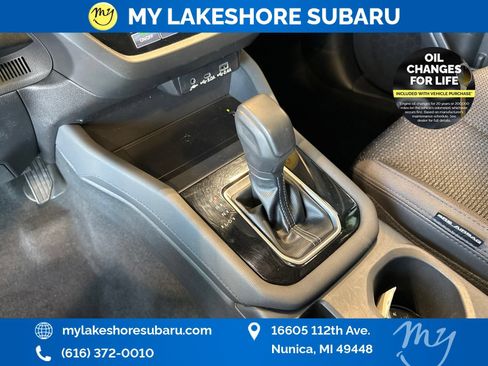 Certified 2025 Subaru Forester Premium AWD/4WD image 24