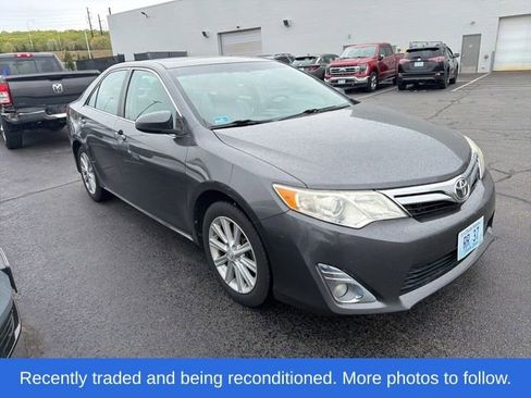 Used 2013 Toyota Camry XLE w/ Leather Pkg FWD image 1
