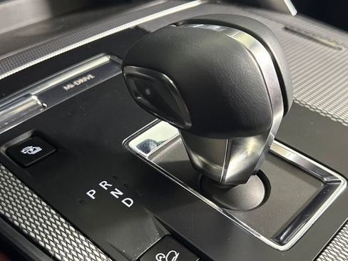 Certified 2025 MAZDA CX-70 Plug-In Hybrid w/ Premium Plus image 27