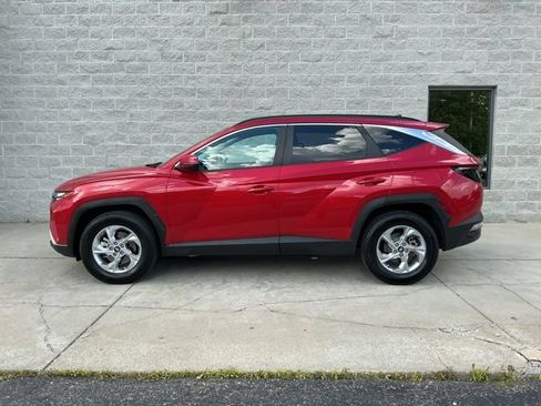 Used 2022 Hyundai Tucson SEL w/ Cargo Package AWD/4WD image 6
