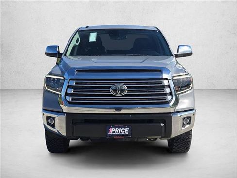 Used 2019 Toyota Tundra Limited w/ Limited Premium Package AWD/4WD image 2