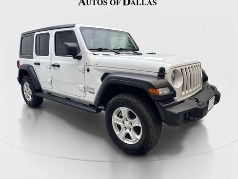Used 2019 Jeep Wrangler Unlimited Sport S AWD/4WD image 4
