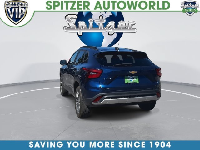 Used 2024 Chevrolet Trax LT w/ Driver Confidence Package FWD image 13