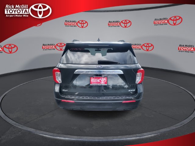 Used 2023 Ford Explorer XLT w/ Equipment Group 202A AWD/4WD image 7