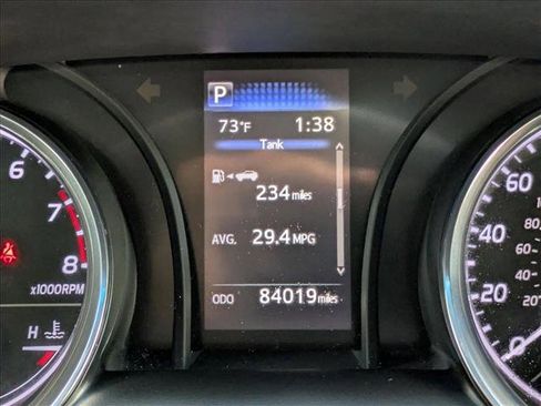 Used 2020 Toyota Camry LE image 11