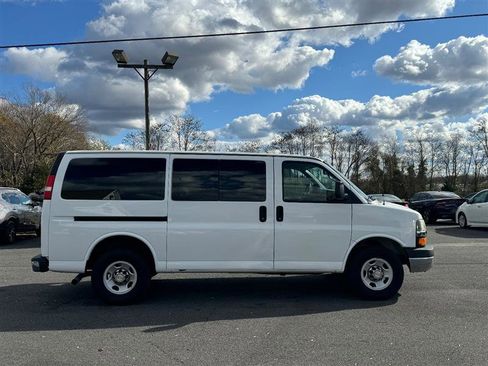 Used 2014 Chevrolet Express 3500 LT w/ LT Preferred Equipment Group image 6