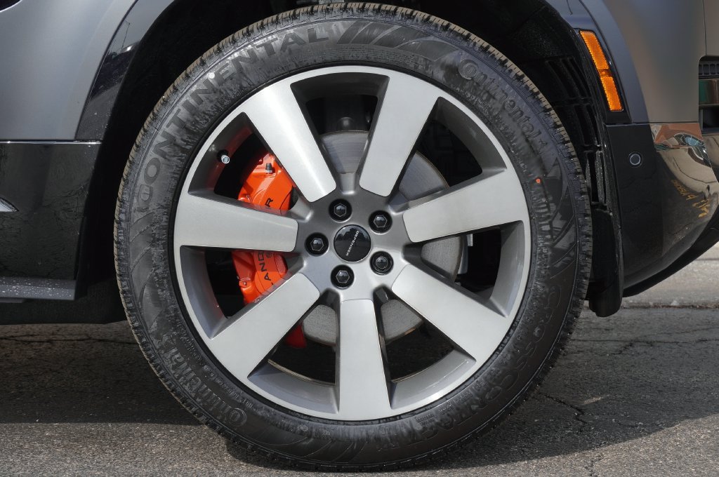 Used 2026 Land Rover Defender 110 X AWD/4WD image 8