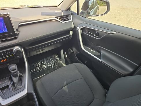 Used 2024 Toyota RAV4 LE FWD image 12