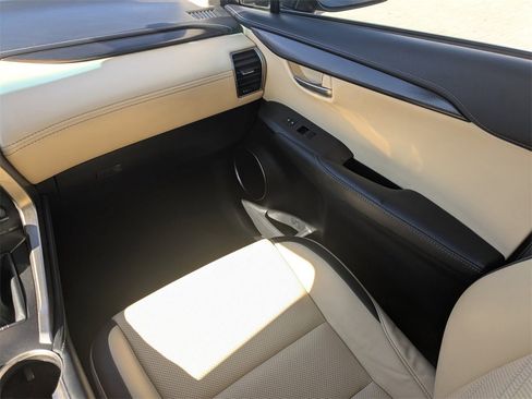 Used 2015 Lexus NX 200t FWD image 18