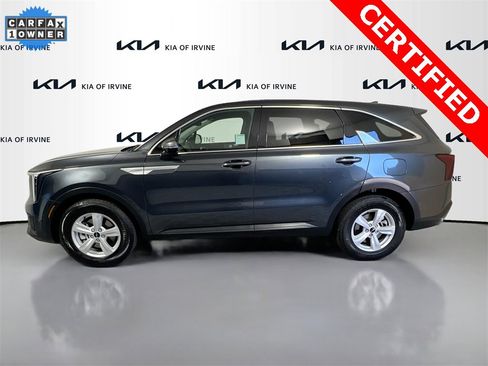 Certified 2024 Kia Sorento LX image 5