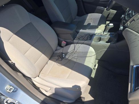 Used 2017 Chevrolet Cruze LT w/ Convenience Package image 8