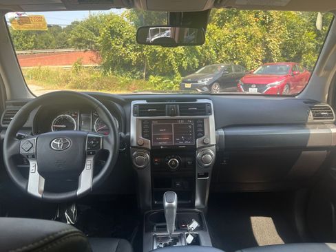 Used 2024 Toyota 4Runner TRD Sport image 28