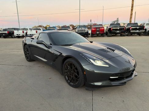 Used 2019 Chevrolet Corvette Stingray Coupe w/ 2LT Preferred Equipment Group image 4