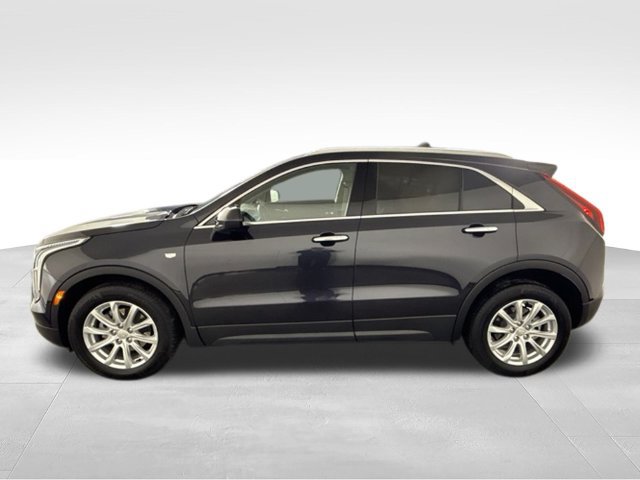 Used 2023 Cadillac XT4 Luxury w/ Cold Weather Package AWD/4WD image 6