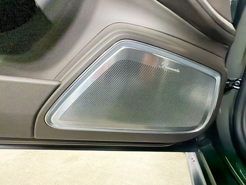 Used 2023 Porsche Panamera GTS image 24