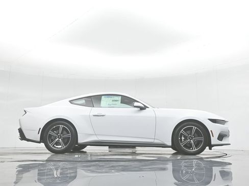New 2025 Ford Mustang Coupe image 43