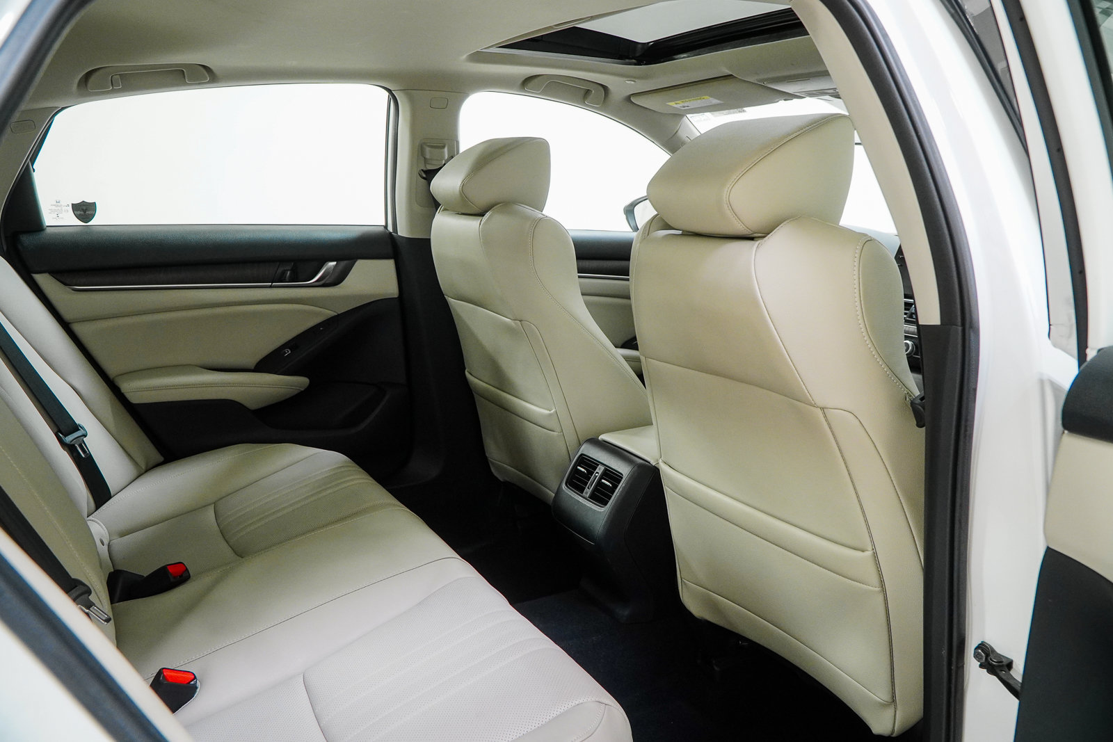 Used 2019 Honda Accord Touring image 40
