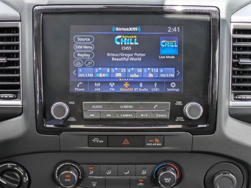 Used 2024 Nissan Frontier SV w/ Graphics Package AWD/4WD image 16