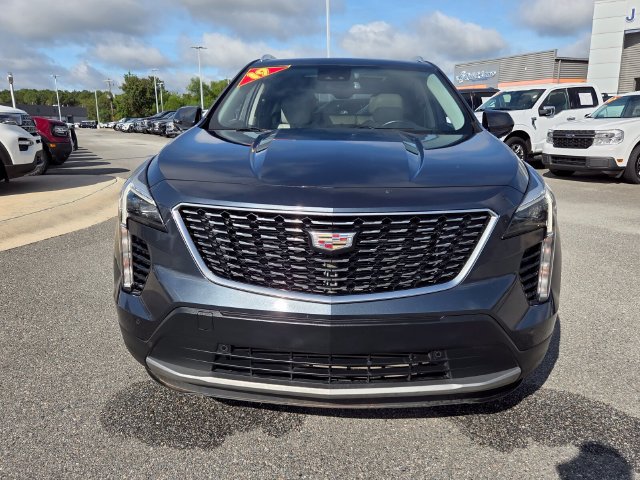 Used 2019 Cadillac XT4 Premium Luxury FWD image 2