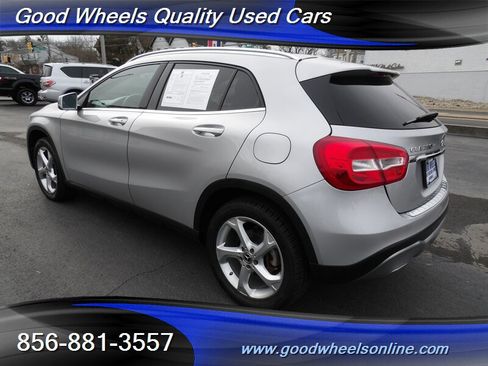 Used 2018 Mercedes-Benz GLA 250 4MATIC image 7