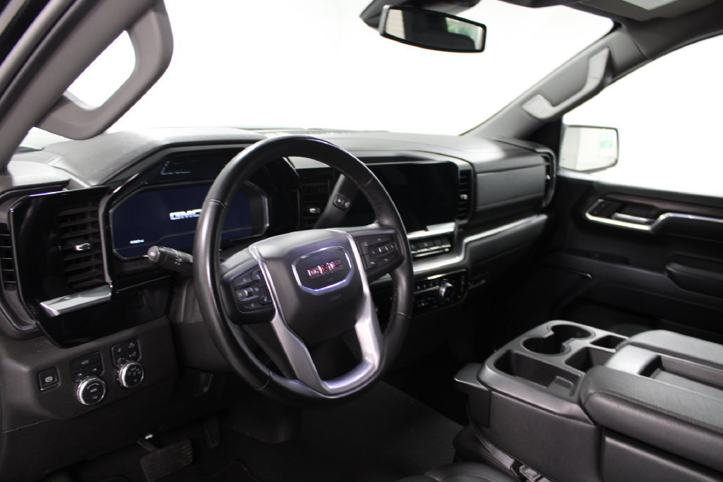 Used 2024 GMC Sierra 1500 SLT AWD/4WD image 26