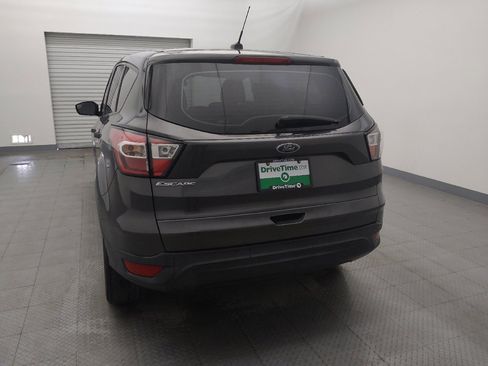 Used 2017 Ford Escape S image 6