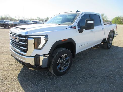 New 2026 GMC Sierra 2500 SLE w/ SLE Value Package; AWD/4WD image 10