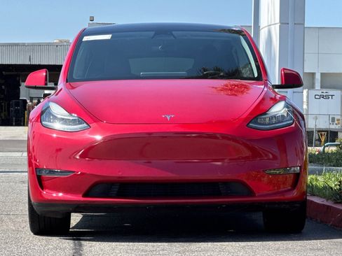 Used 2021 Tesla Model Y Long Range AWD/4WD image 5