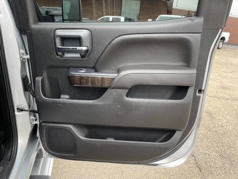 Used 2015 GMC Sierra 3500 Denali w/ Duramax Plus Package image 26