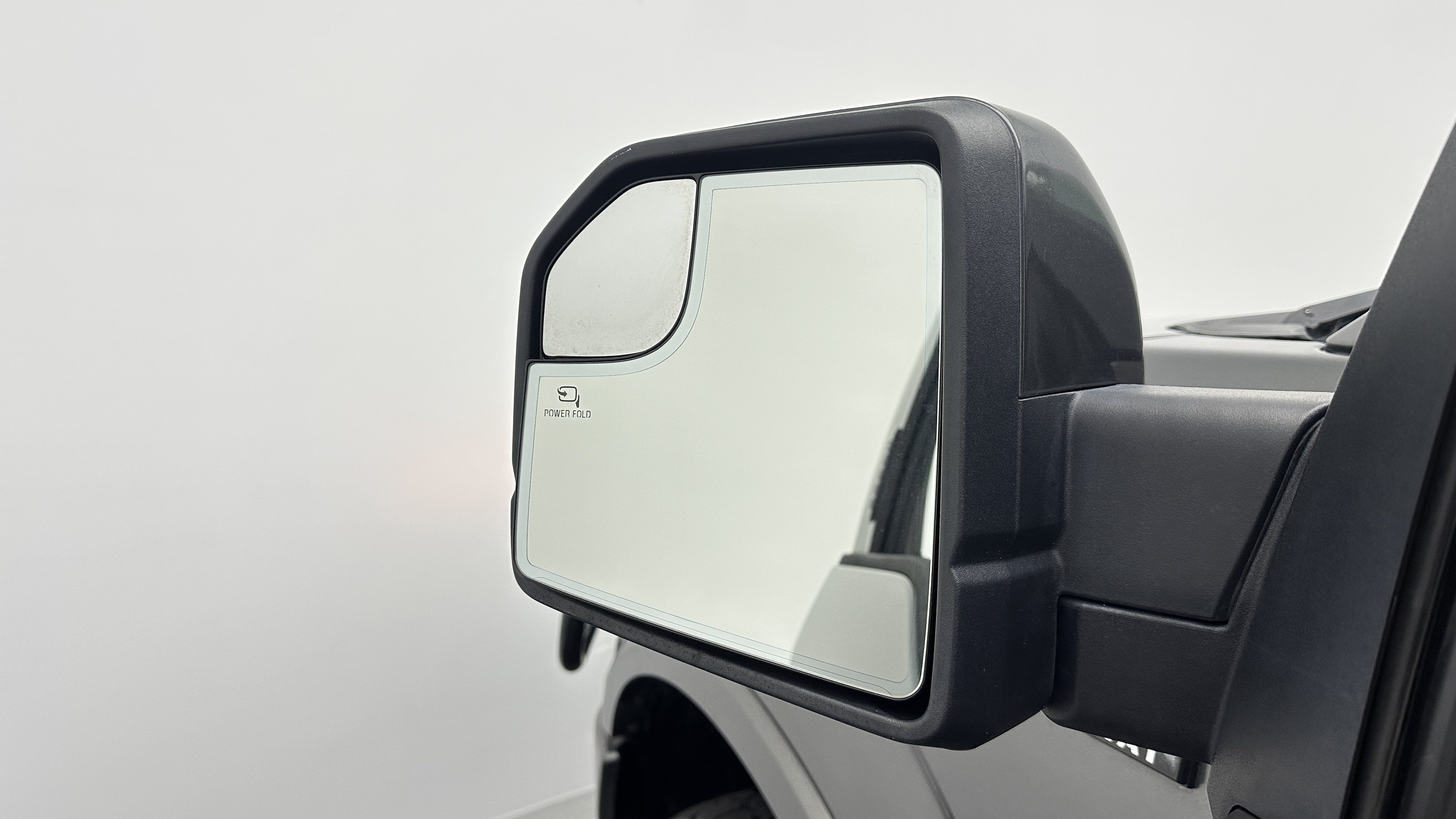Used 2018 Ford F150 Lariat RWD image 13