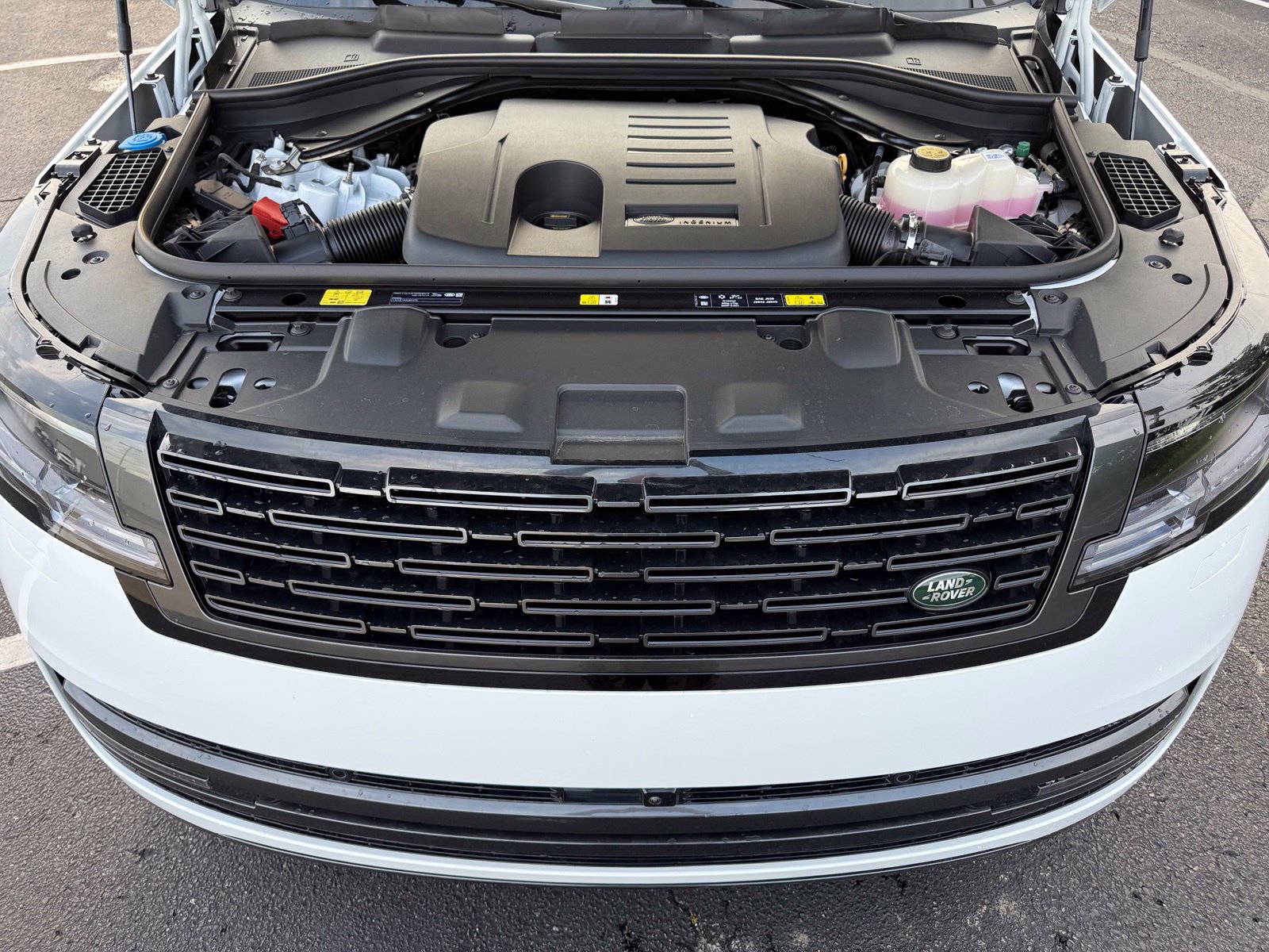 New 2026 Land Rover Range Rover SE AWD/4WD image 39