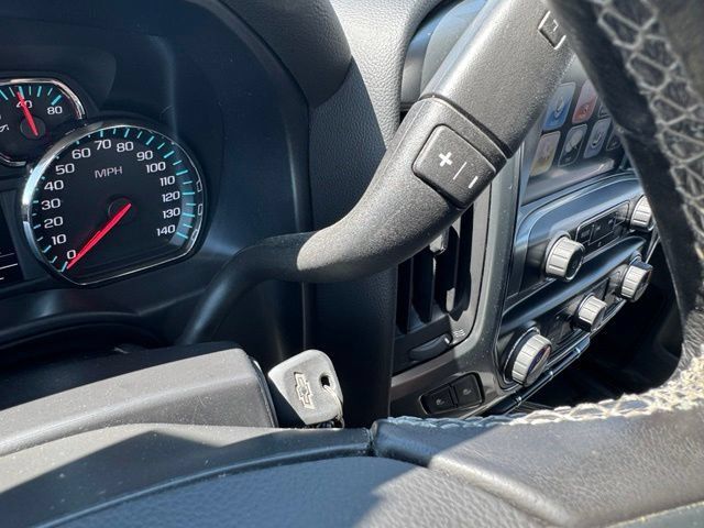 Used 2017 Chevrolet Silverado 1500 LT w/ All Star Edition AWD/4WD image 27