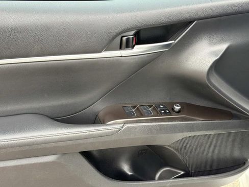 Used 2024 Toyota Camry XSE w/ Navigation Package image 18