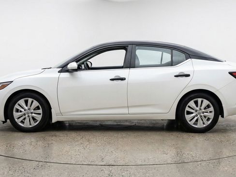 Used 2025 Nissan Sentra S image 5