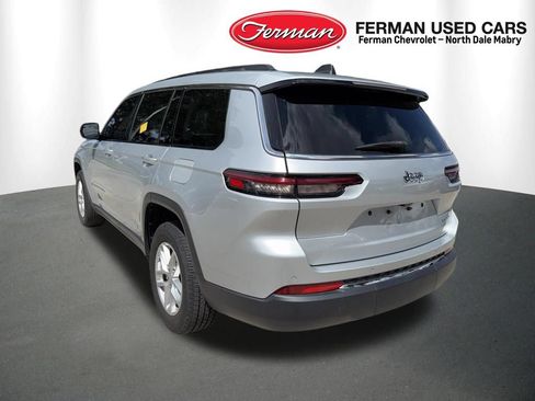 Used 2023 Jeep Grand Cherokee L Laredo RWD image 10