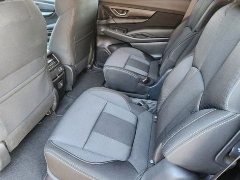 Used 2023 Subaru Ascent Premium w/ Convenience Package image 31